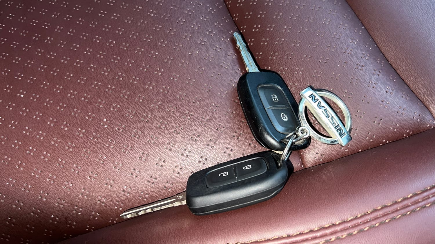 Used 2024 Nissan Magnite XL Petrol Manual extra CAR KEY VIEW