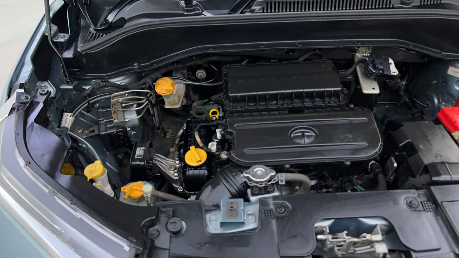Used 2022 Tata Punch Creative MT Petrol Manual engine ENGINE RIGHT SIDE VIEW