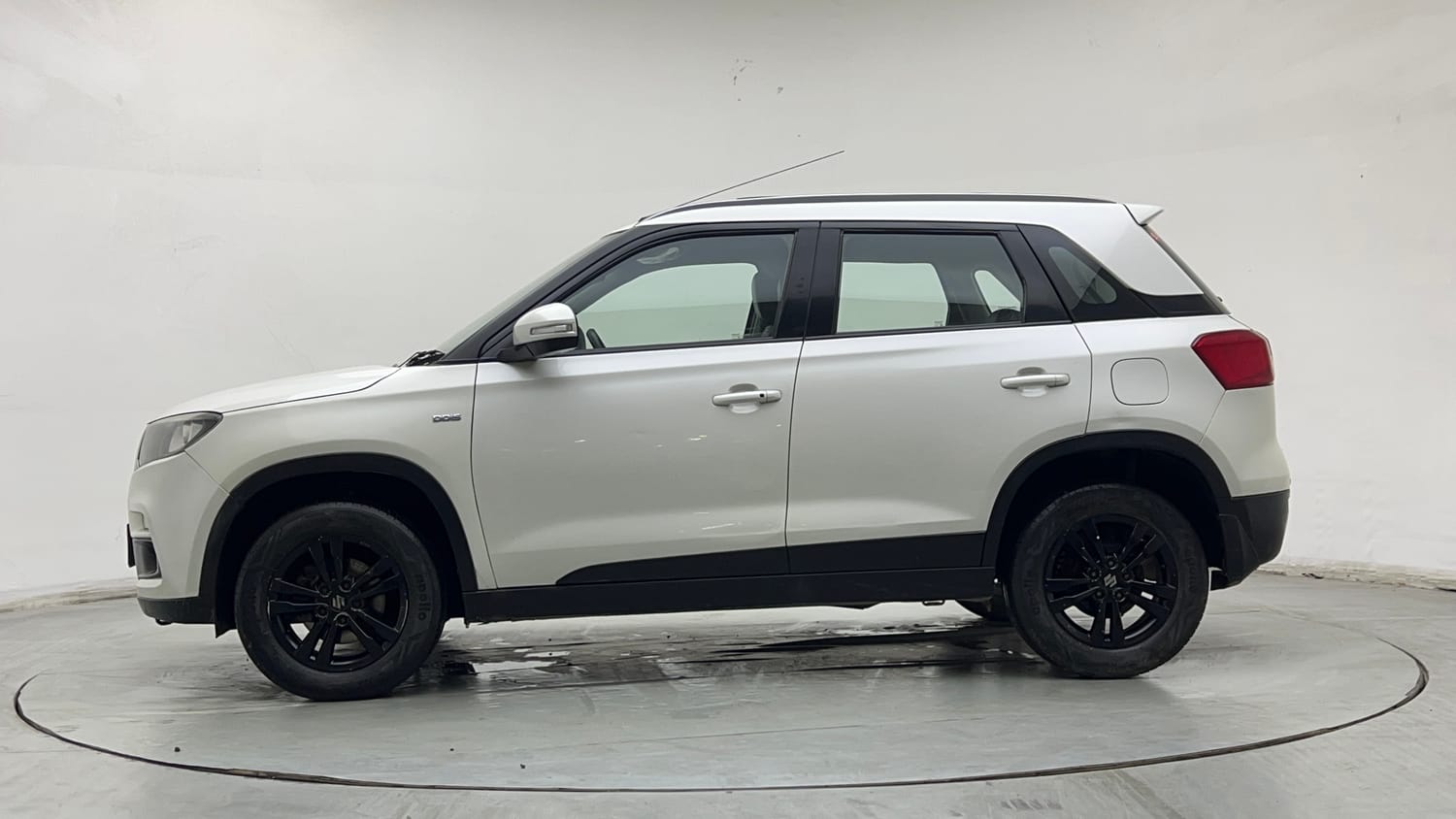 Used 2018 maruti-suzuki Vitara Brezza ZDi Plus AGS Diesel Automatic exterior LEFT SIDE VIEW