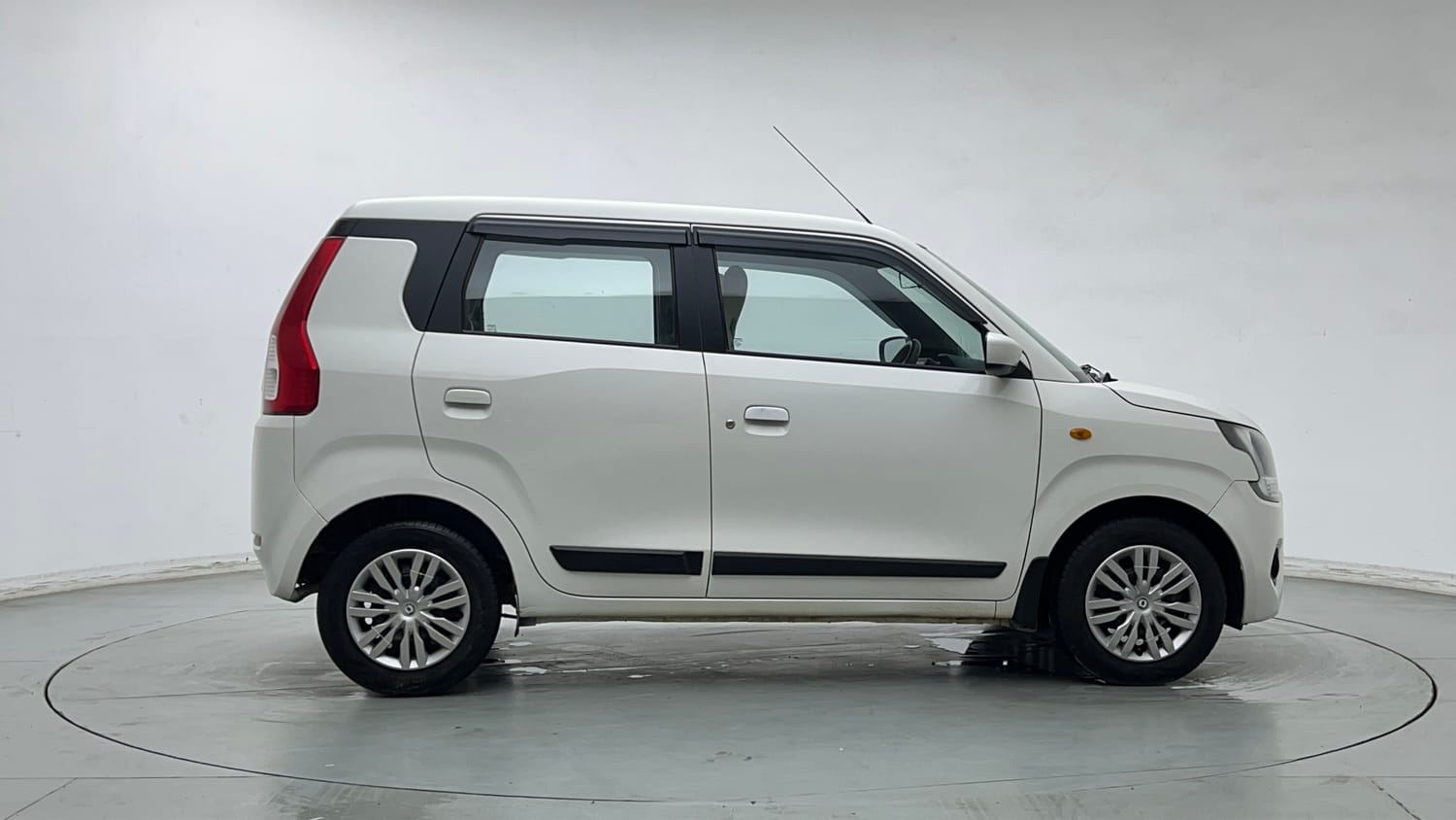Used 2019 Maruti Suzuki Wagon R VXi 1.2 Petrol Manual exterior RIGHT SIDE VIEW