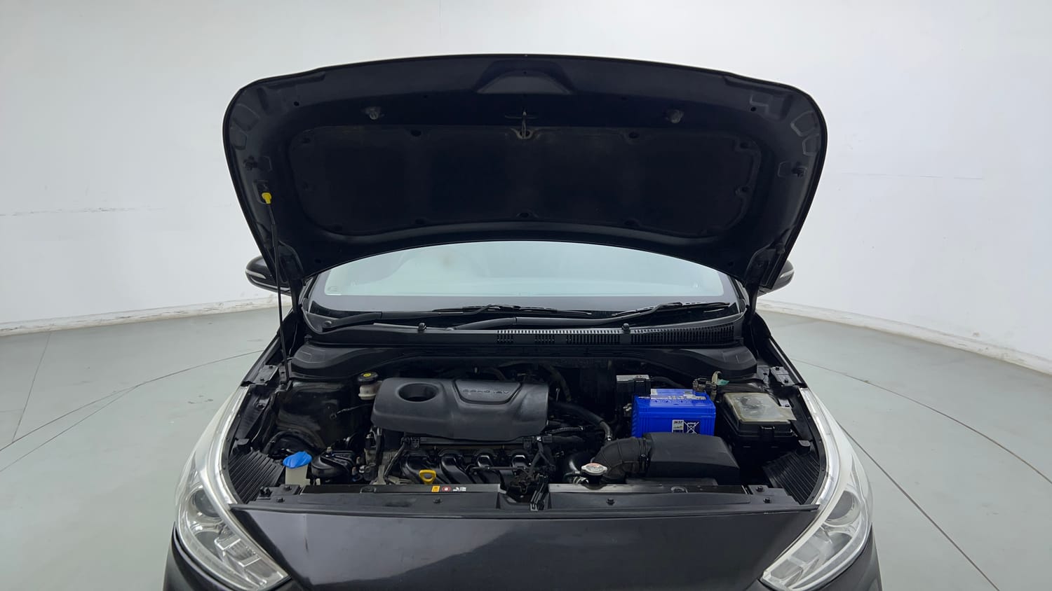 Used 2018 Hyundai Verna SX (O)1.6 VTVT Petrol Manual engine ENGINE & BONNET OPEN FRONT VIEW