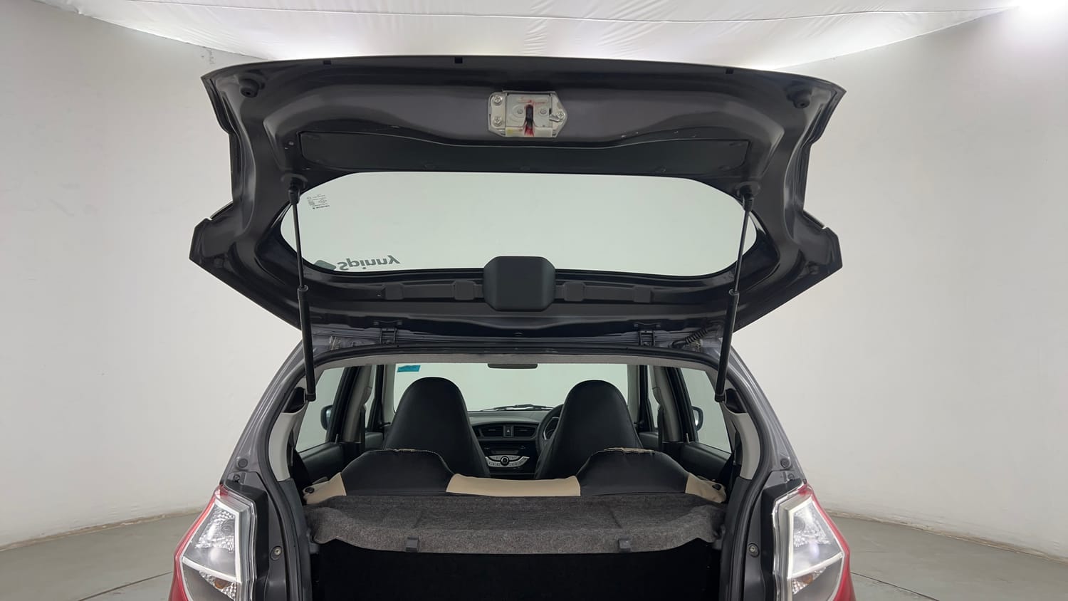 Used 2019 maruti-suzuki Alto K10 VXi (O) AMT Petrol Automatic interior DICKY DOOR OPEN VIEW