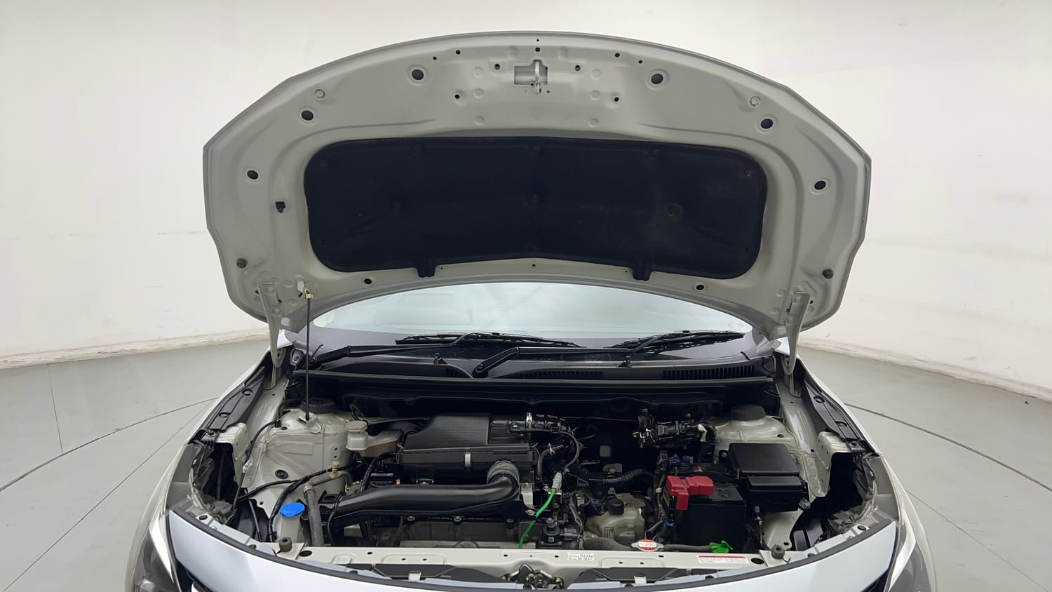 Used 2023 Maruti Suzuki Baleno Alpha AGS Petrol Automatic engine ENGINE & BONNET OPEN FRONT VIEW