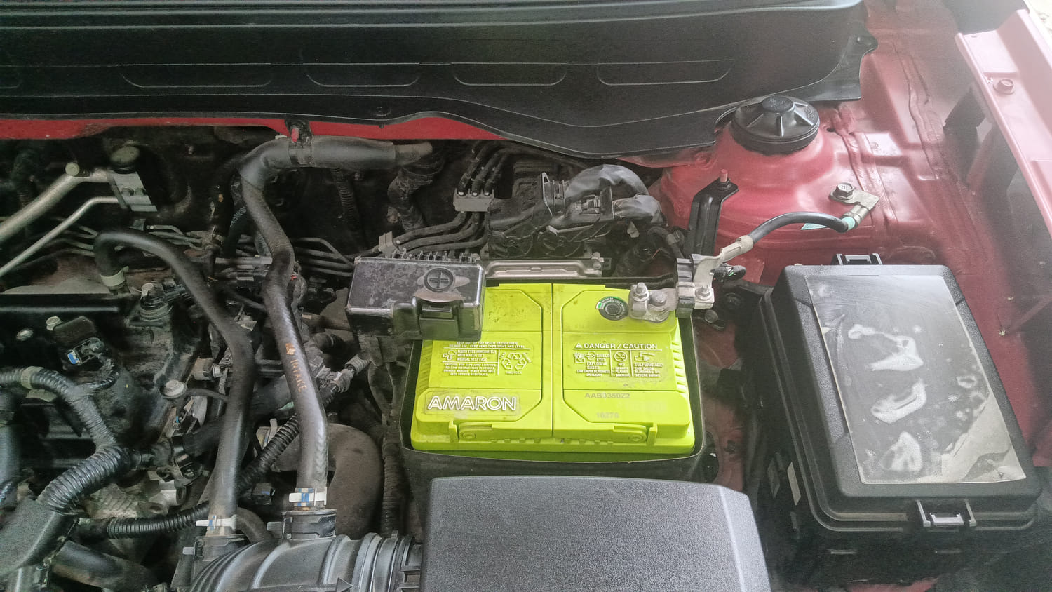 Used 2022 Hyundai Venue SX 1.2 Petrol Petrol Manual engine ENGINE LEFT SIDE VIEW