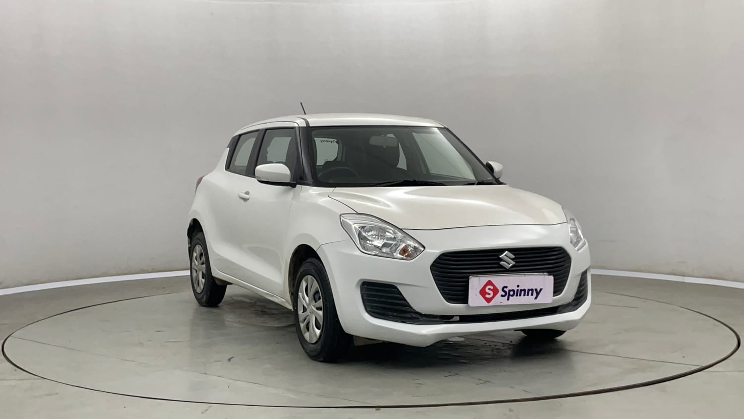 Used 2019 Maruti Suzuki Swift VXi Petrol Manual exterior RIGHT FRONT CORNER VIEW