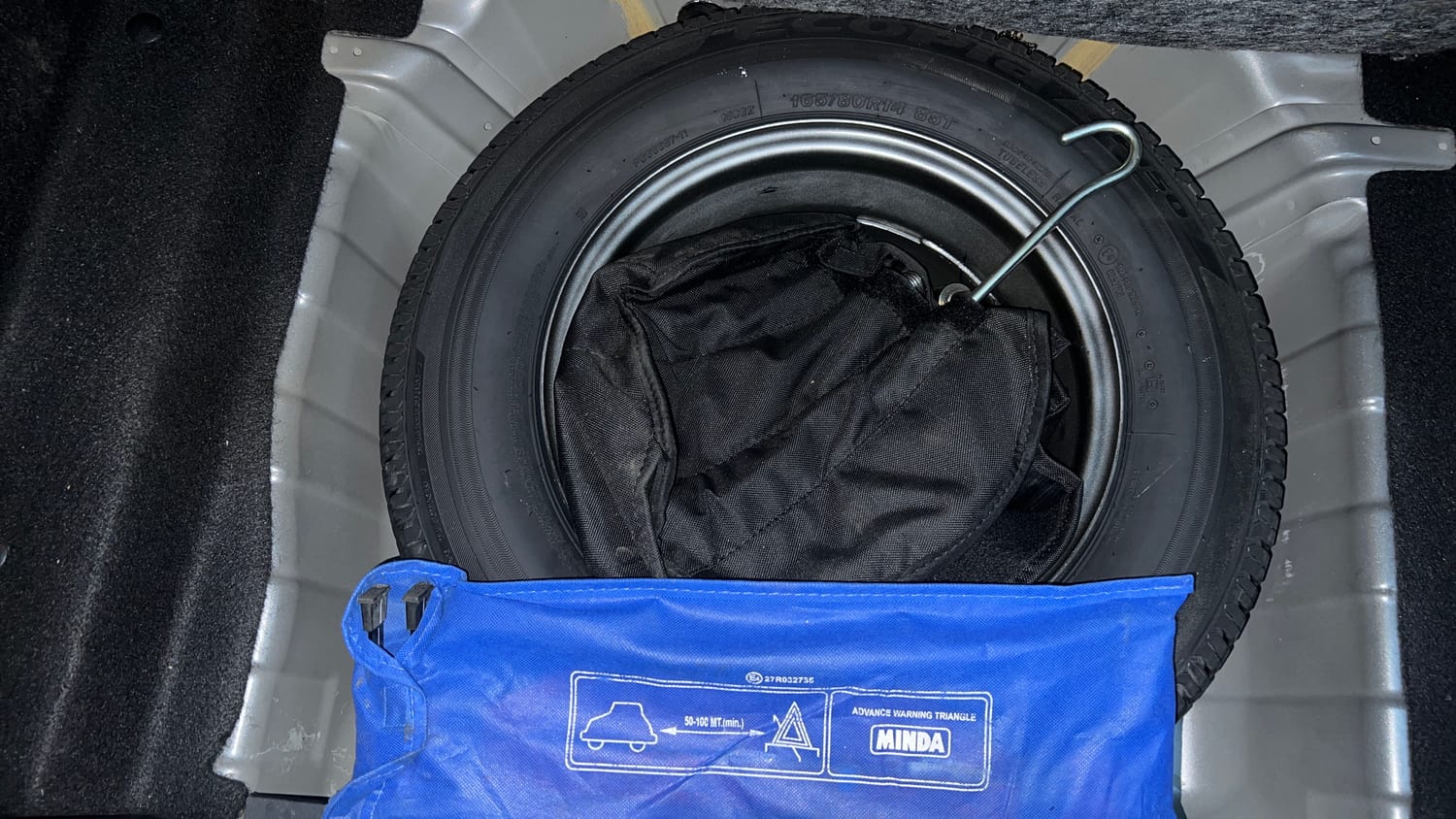Used 2022 Tata Altroz XZ Plus i-Turbo Petrol Petrol Manual tyres SPARE TYRE VIEW