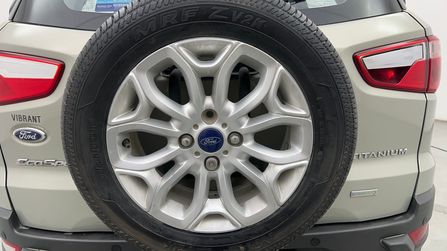 Used 2016 Ford EcoSport Titanium+ 1.0L EcoBoost Petrol Manual tyres SPARE TYRE VIEW