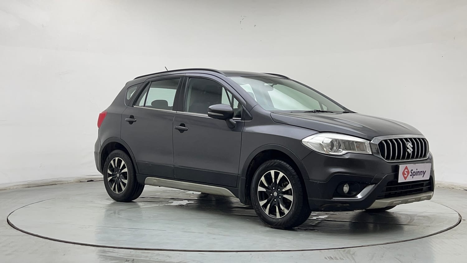 Used 2020 Maruti Suzuki S-Cross Zeta Petrol Manual exterior RIGHT FRONT CORNER VIEW