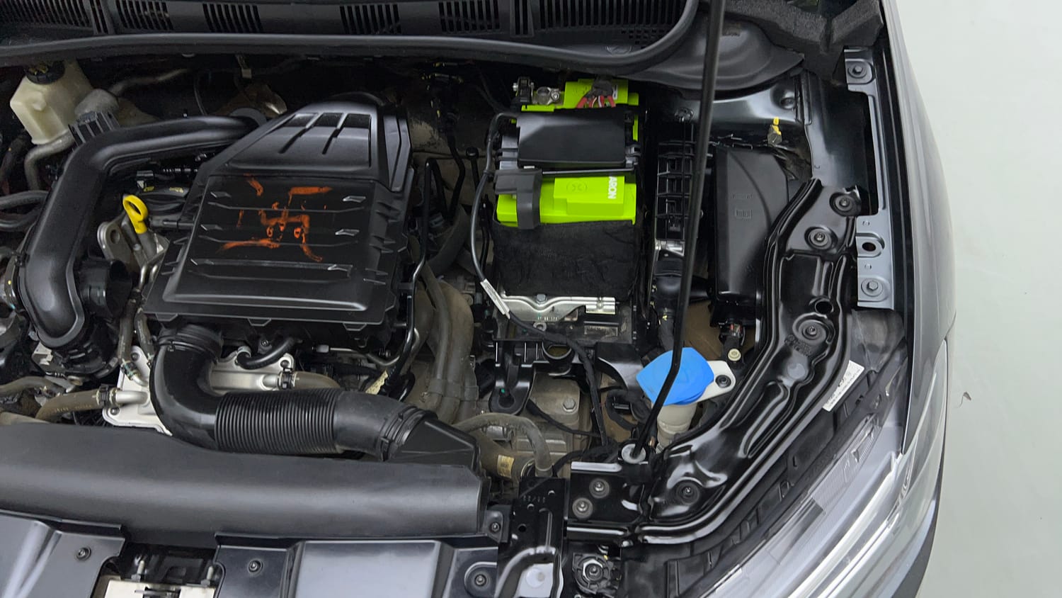 Used 2023 Volkswagen Virtus Highline 1.0 TSI AT Petrol Automatic engine ENGINE LEFT SIDE VIEW