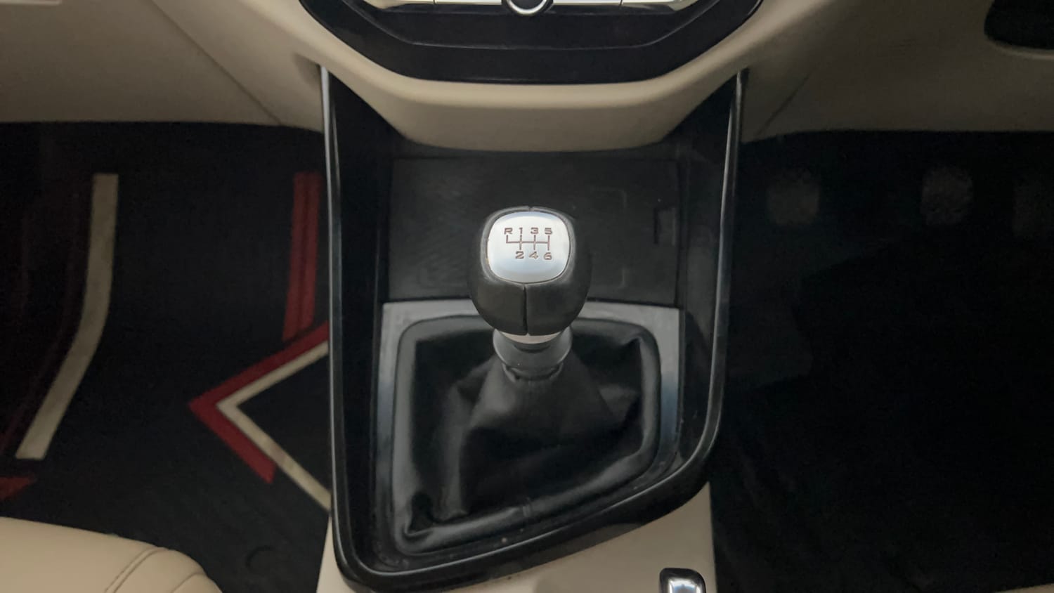 Used 2022 MG Motors Hector Sharp 2.0 Diesel Turbo MT Diesel Manual interior GEAR  KNOB VIEW