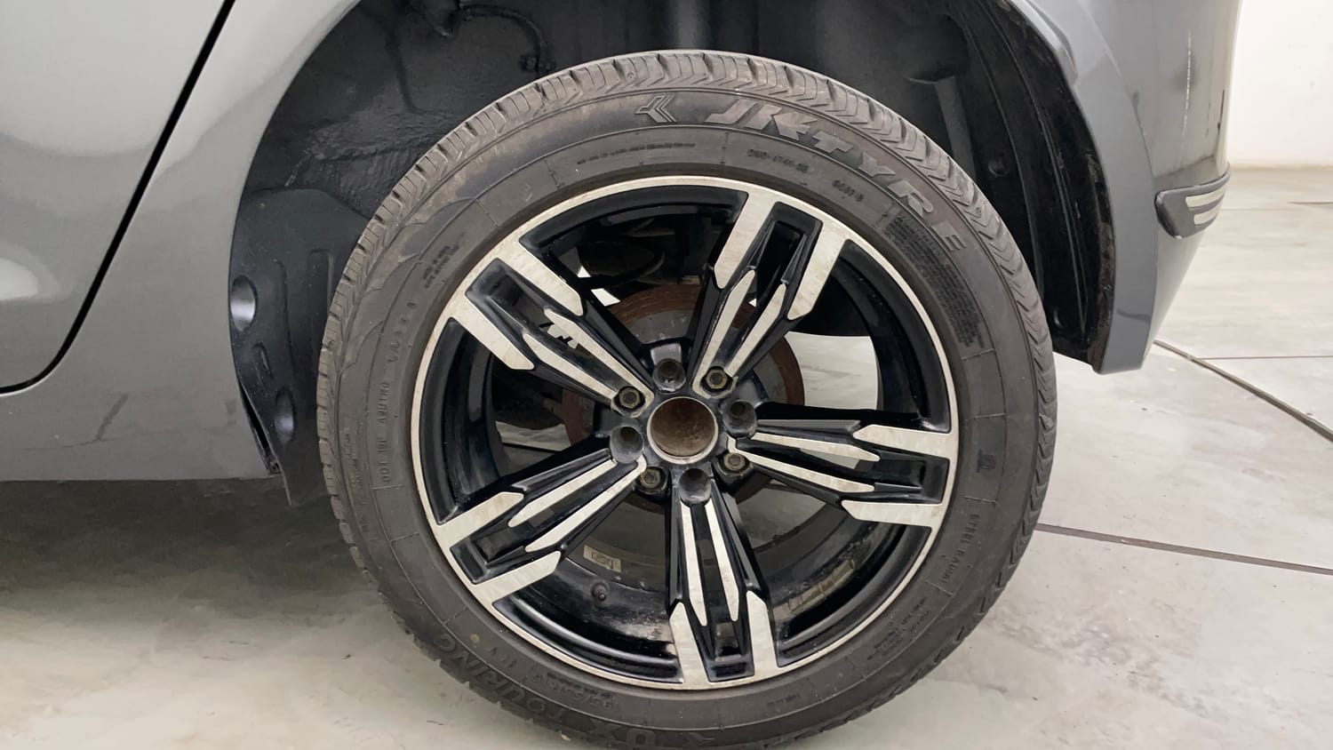 Used 2022 Tata Altroz XT Diesel Diesel Manual tyres LEFT REAR TYRE RIM VIEW