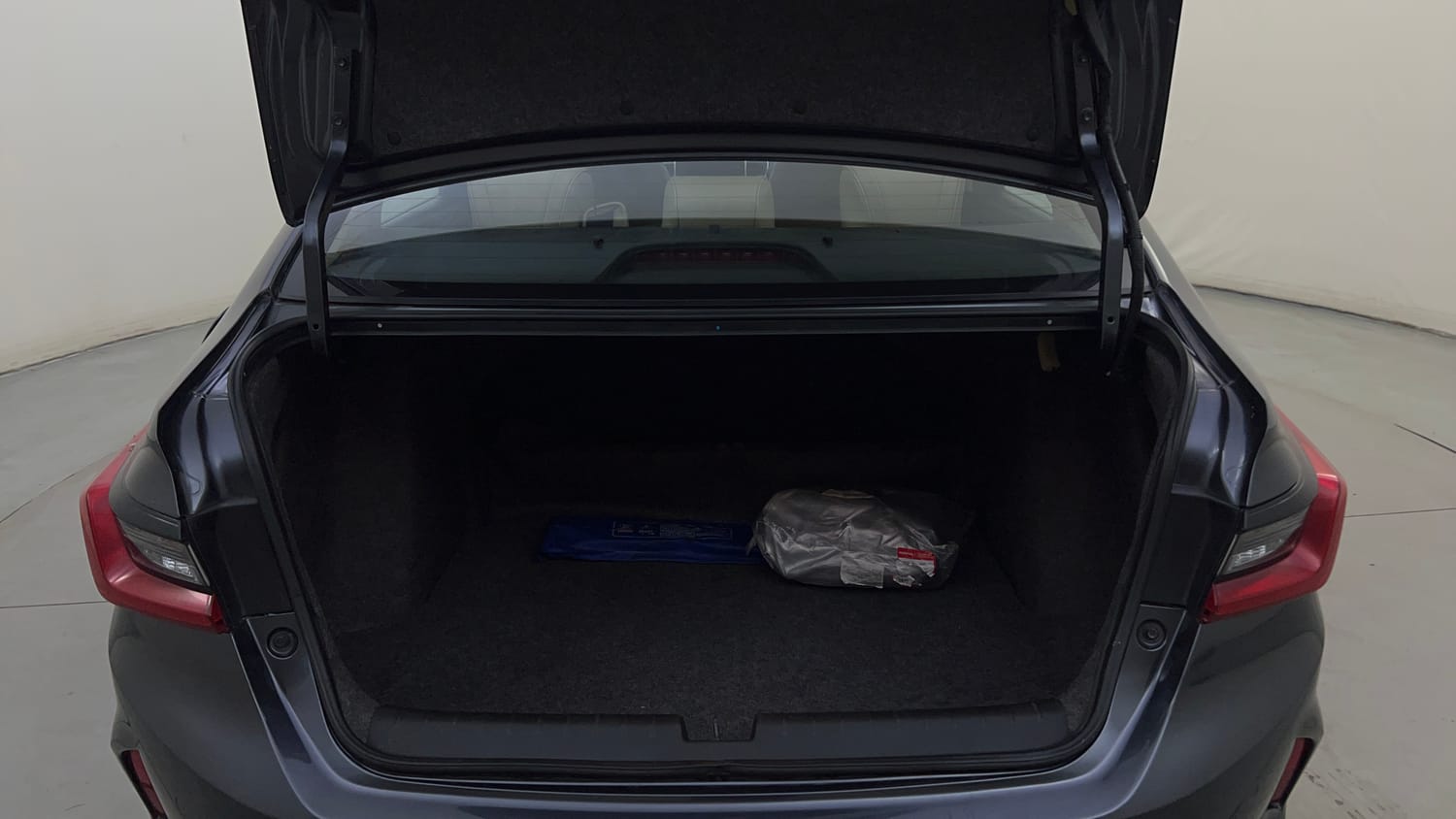Used 2022 Honda City ZX Petrol Petrol Manual interior DICKY INSIDE VIEW