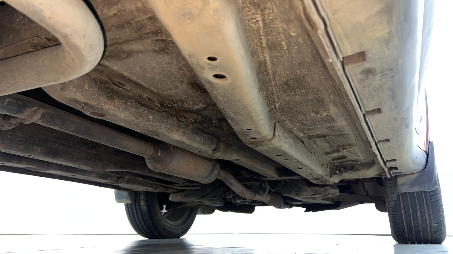 Used 2023 Tata Nexon Fearless 1.2 Revotron Petrol 7DCA DT Petrol Automatic extra REAR RIGHT UNDERBODY VIEW