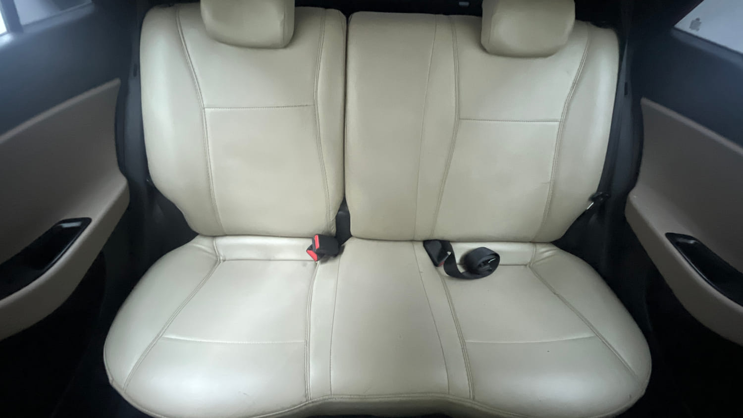 Used 2016 Hyundai Elite i20 Asta 1.2 Petrol Manual interior REAR SEAT CONDITION VIEW