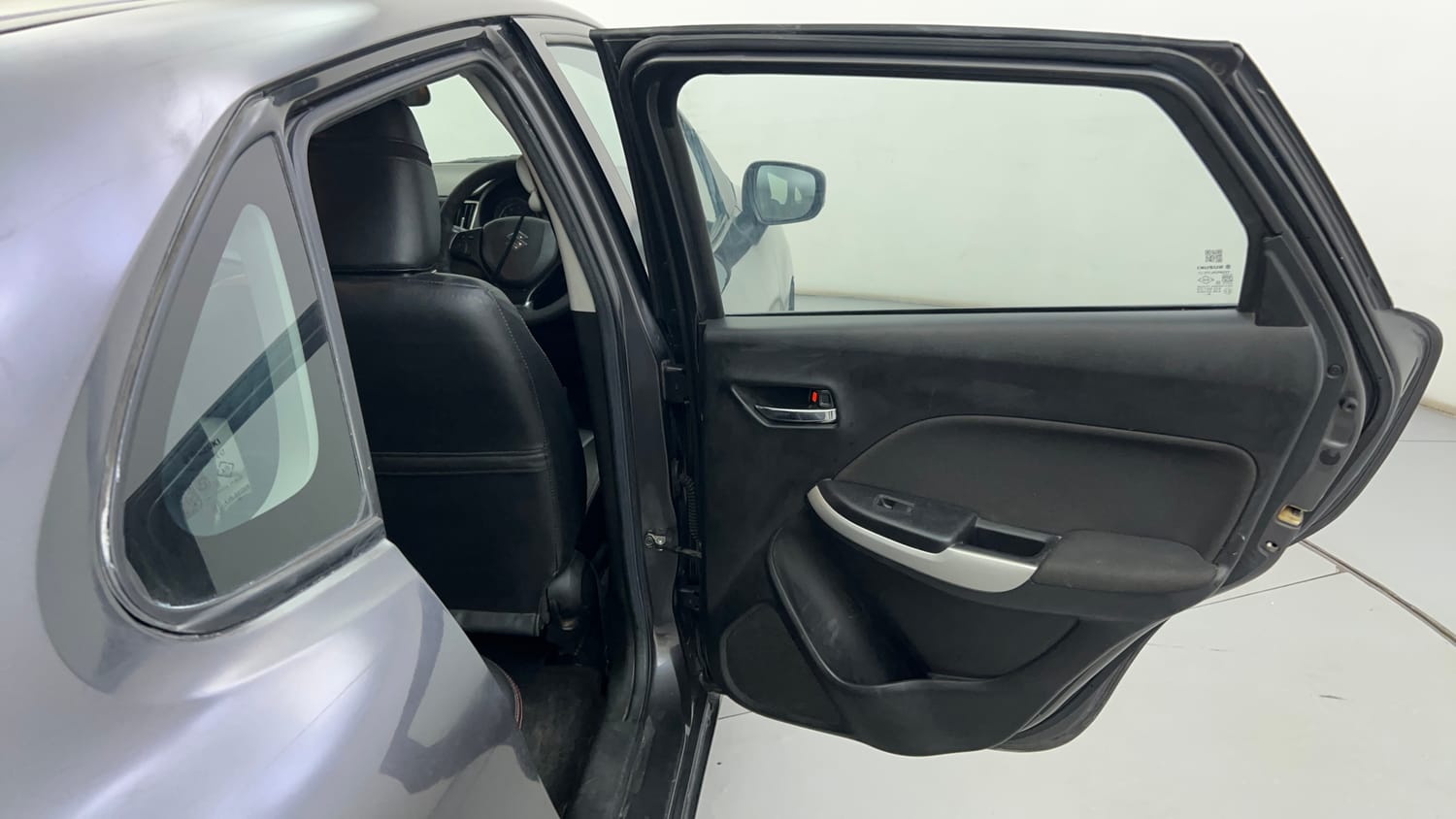 Used 2018 Maruti Suzuki Baleno Delta 1.2 Petrol Manual interior RIGHT REAR DOOR OPEN VIEW
