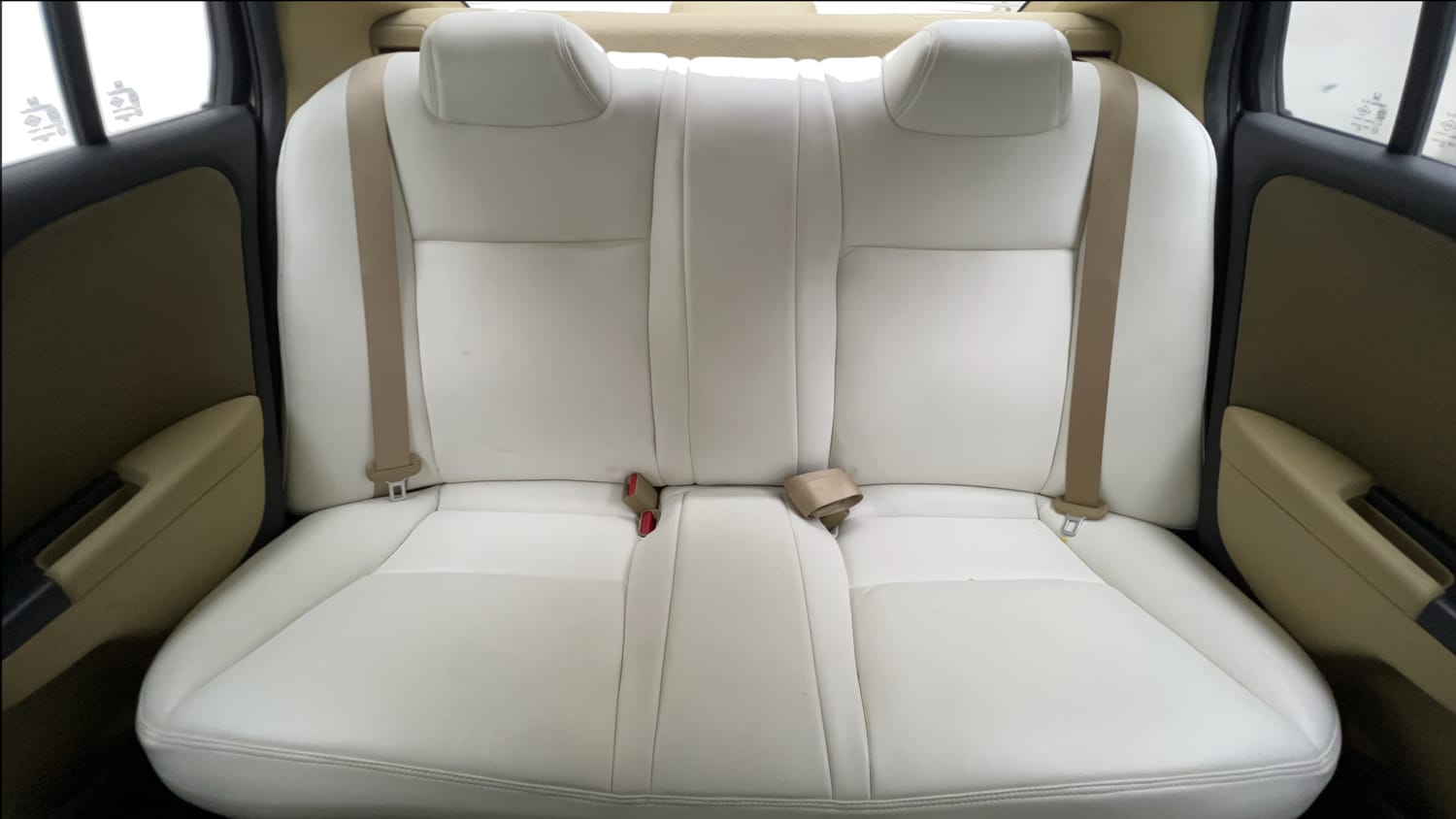 Used 2016 Honda City SV Petrol Manual interior REAR SEAT CONDITION VIEW