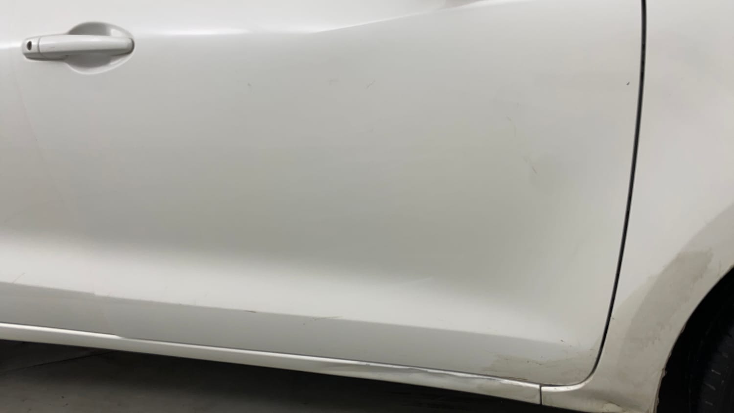 Used 2019 Maruti Suzuki Swift VXi Petrol Manual dents MINOR SCRATCH