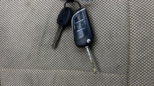 Used 2013 Hyundai i10 Sportz 1.2 Kappa2 Petrol Manual extra CAR KEY VIEW