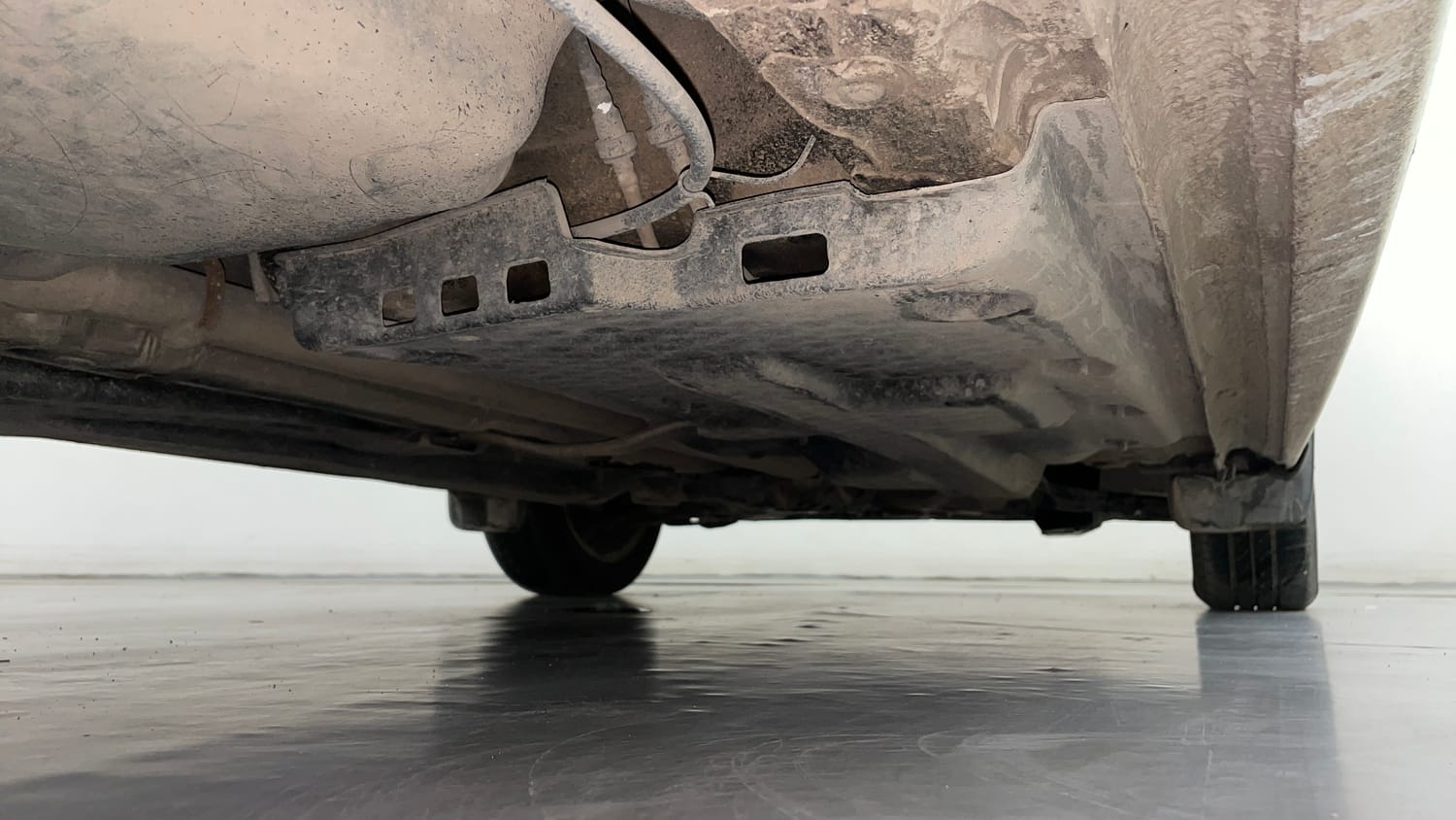Used 2014 Volkswagen Polo Highline1.5L (D) Diesel Manual extra REAR RIGHT UNDERBODY VIEW