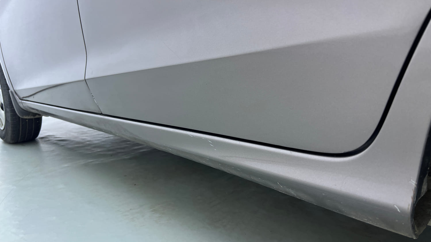 Used 2015 Honda Mobilio S Petrol Petrol Manual dents MINOR SCRATCH