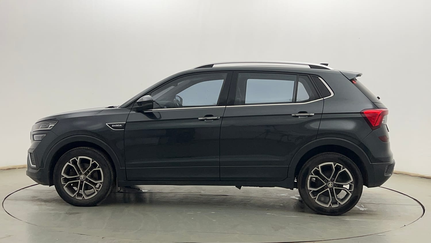 Used 2023 Skoda Kushaq Style 1.5L TSI MT Petrol Manual exterior LEFT SIDE VIEW