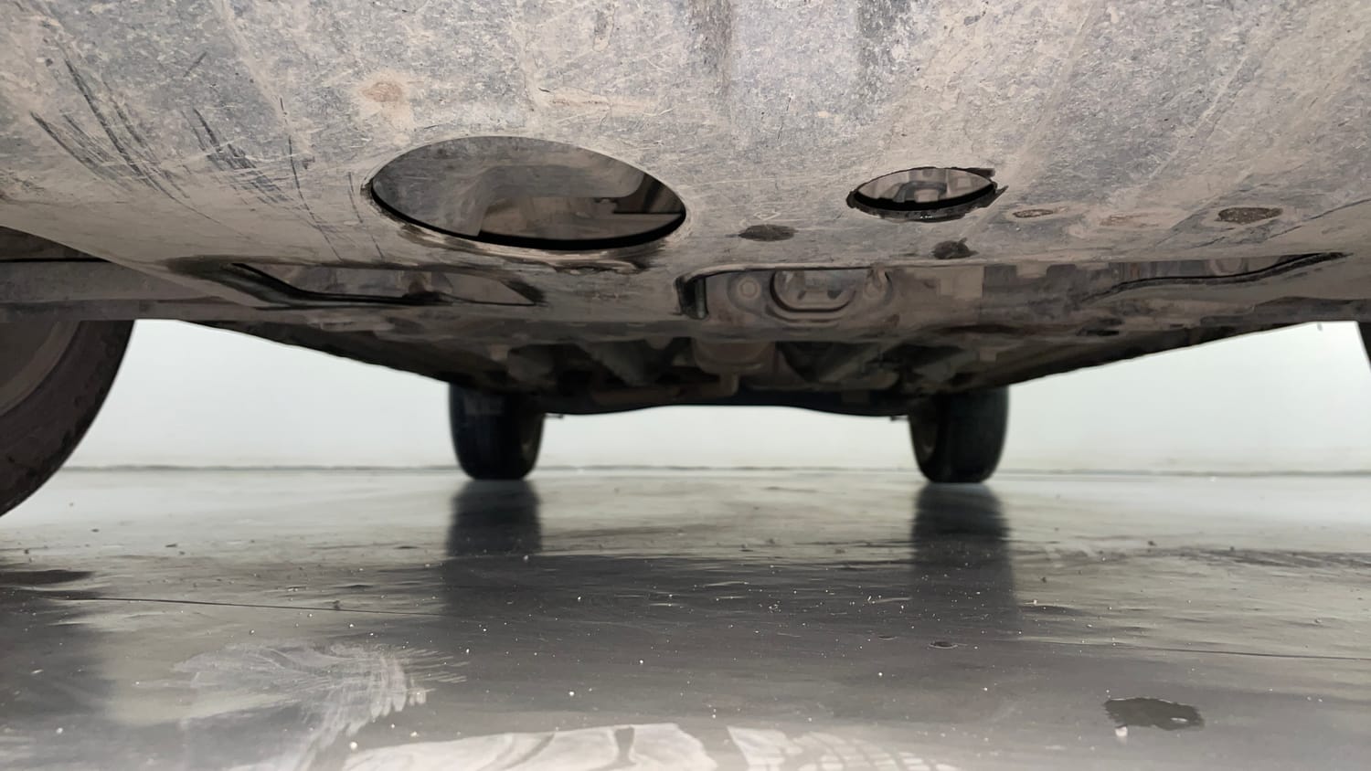 Used 2023 Hyundai Creta SX 1.5 Petrol IVT Petrol Automatic extra FRONT LEFT UNDERBODY VIEW