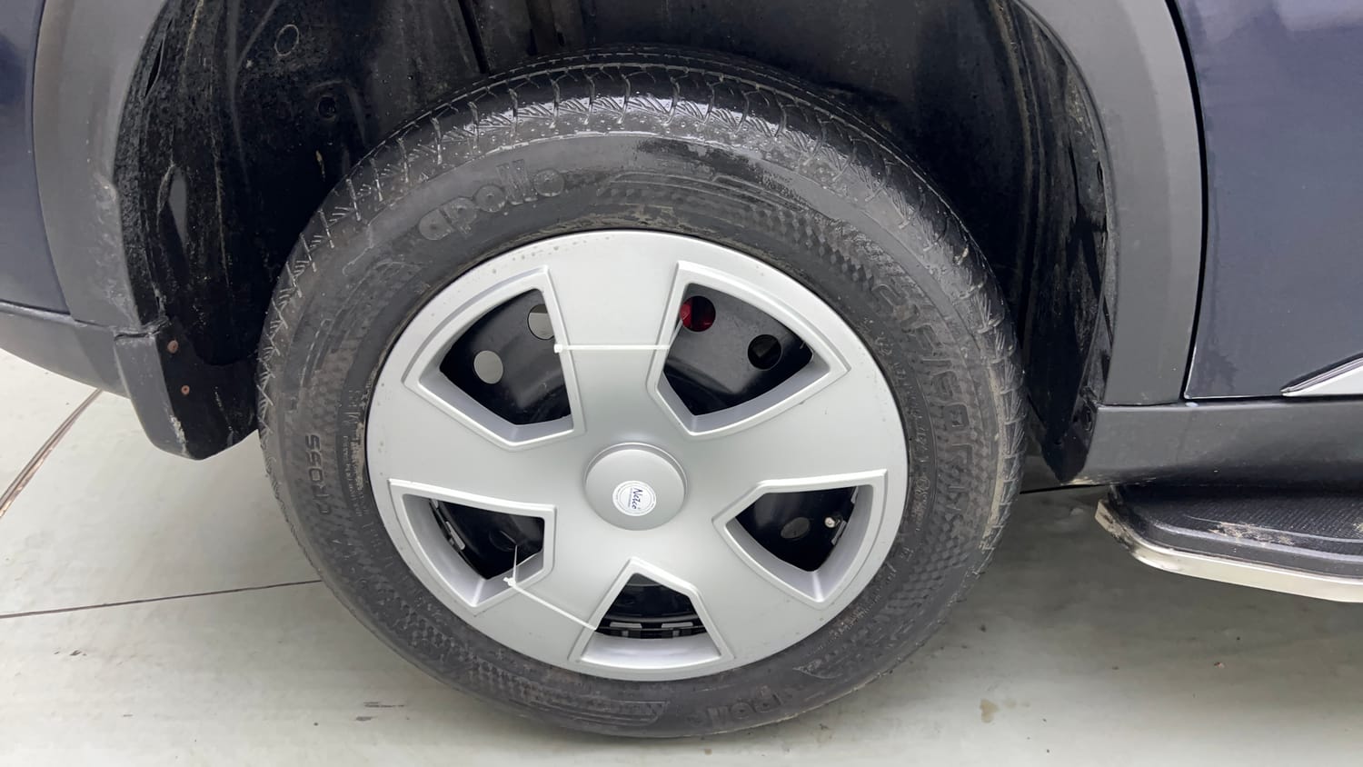 Used 2025 Maruti Suzuki Grand Vitara Delta CNG Cng Manual tyres RIGHT REAR TYRE RIM VIEW