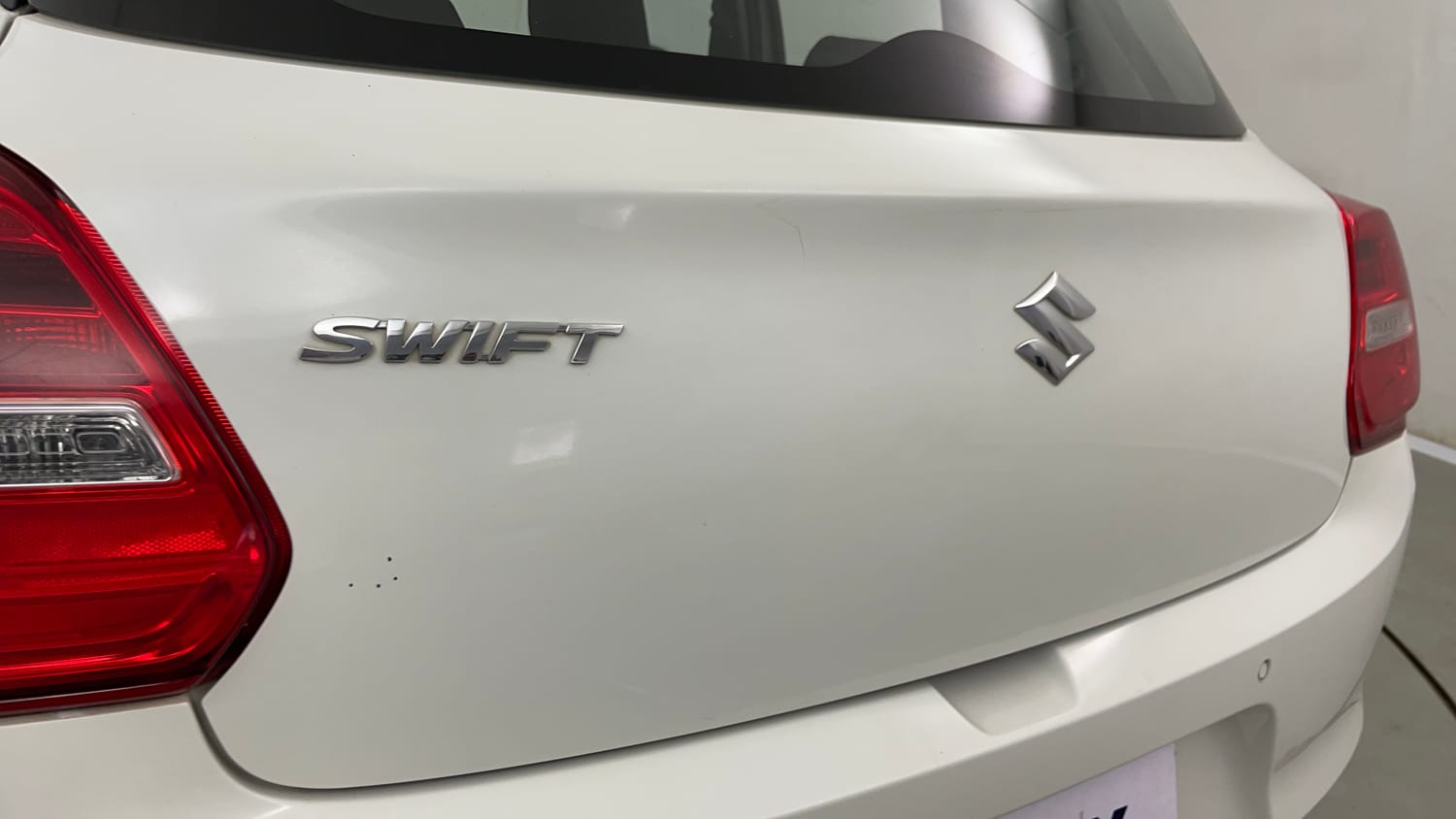 Used 2019 Maruti Suzuki Swift VXi Petrol Manual dents MINOR SCRATCH