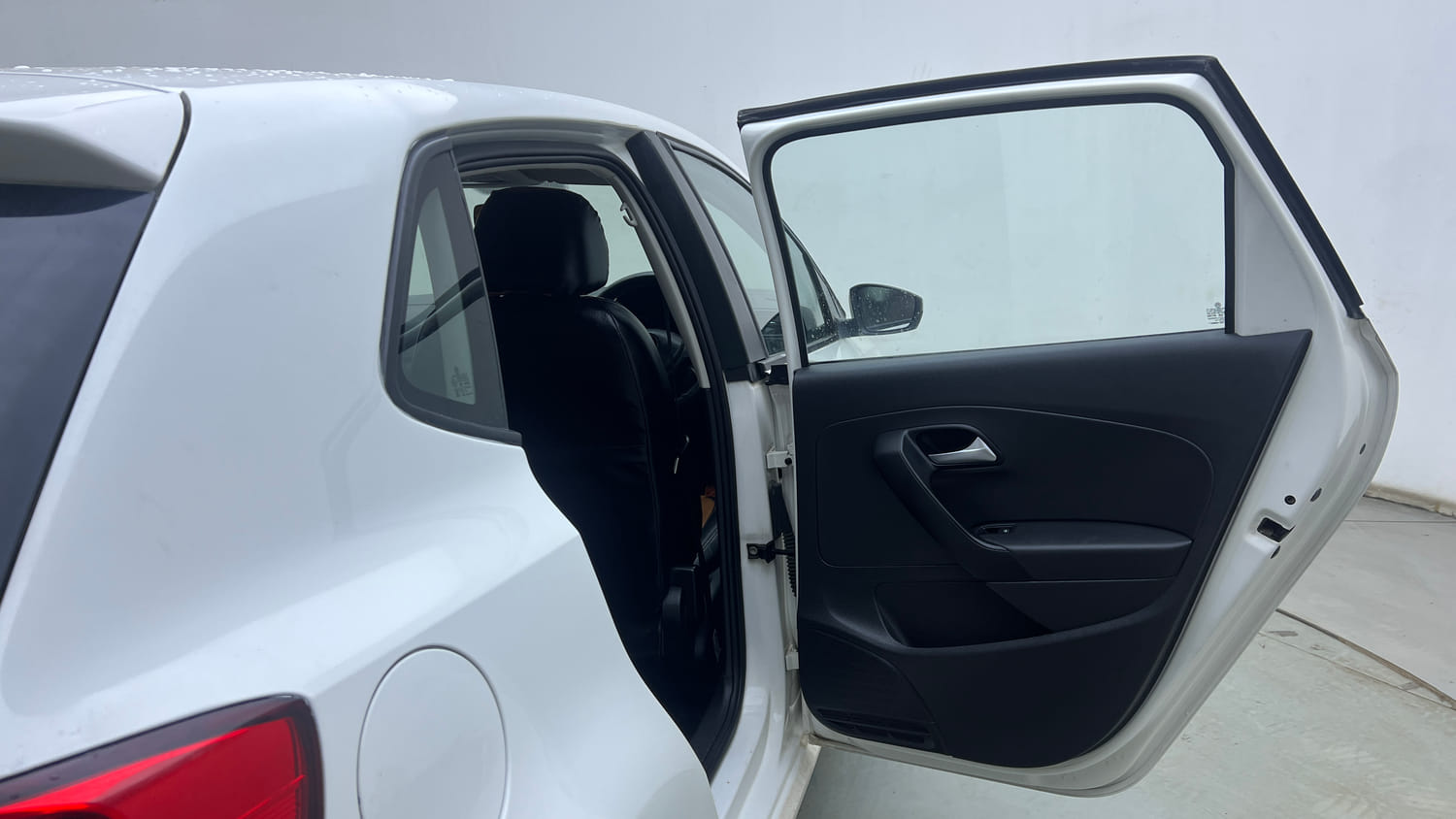 Used 2017 Volkswagen Polo Comfortline 1.2L (P) Petrol Manual interior RIGHT REAR DOOR OPEN VIEW