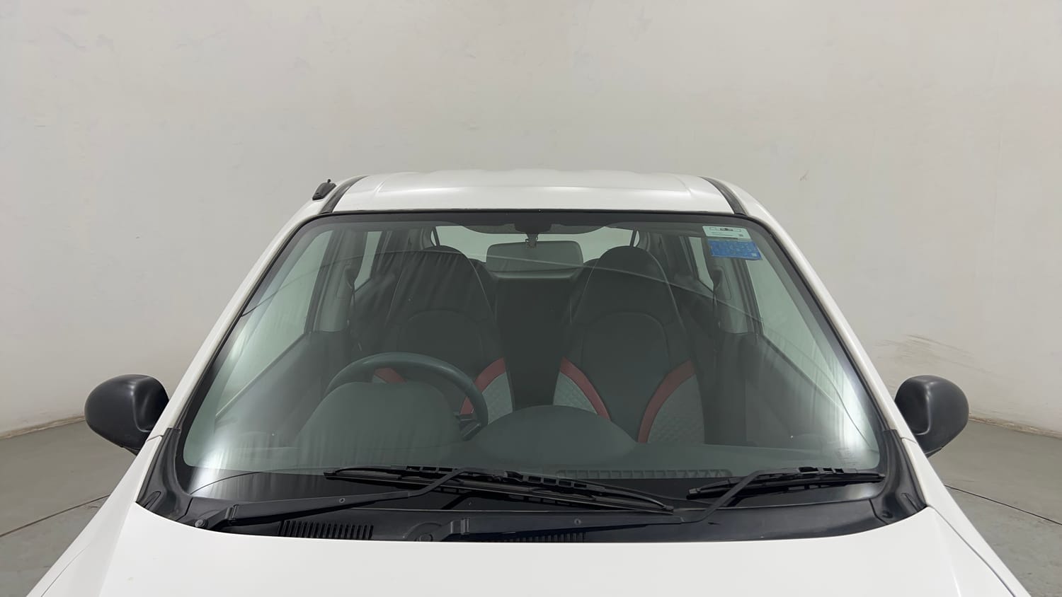Used 2017 Maruti Suzuki Alto 800 LXi Petrol Manual exterior FRONT WINDSHIELD VIEW
