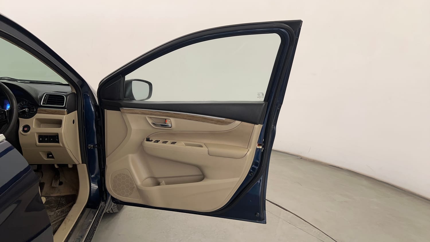 Used 2023 Maruti Suzuki Ciaz Zeta 1.5 Petrol Manual interior RIGHT FRONT DOOR OPEN VIEW