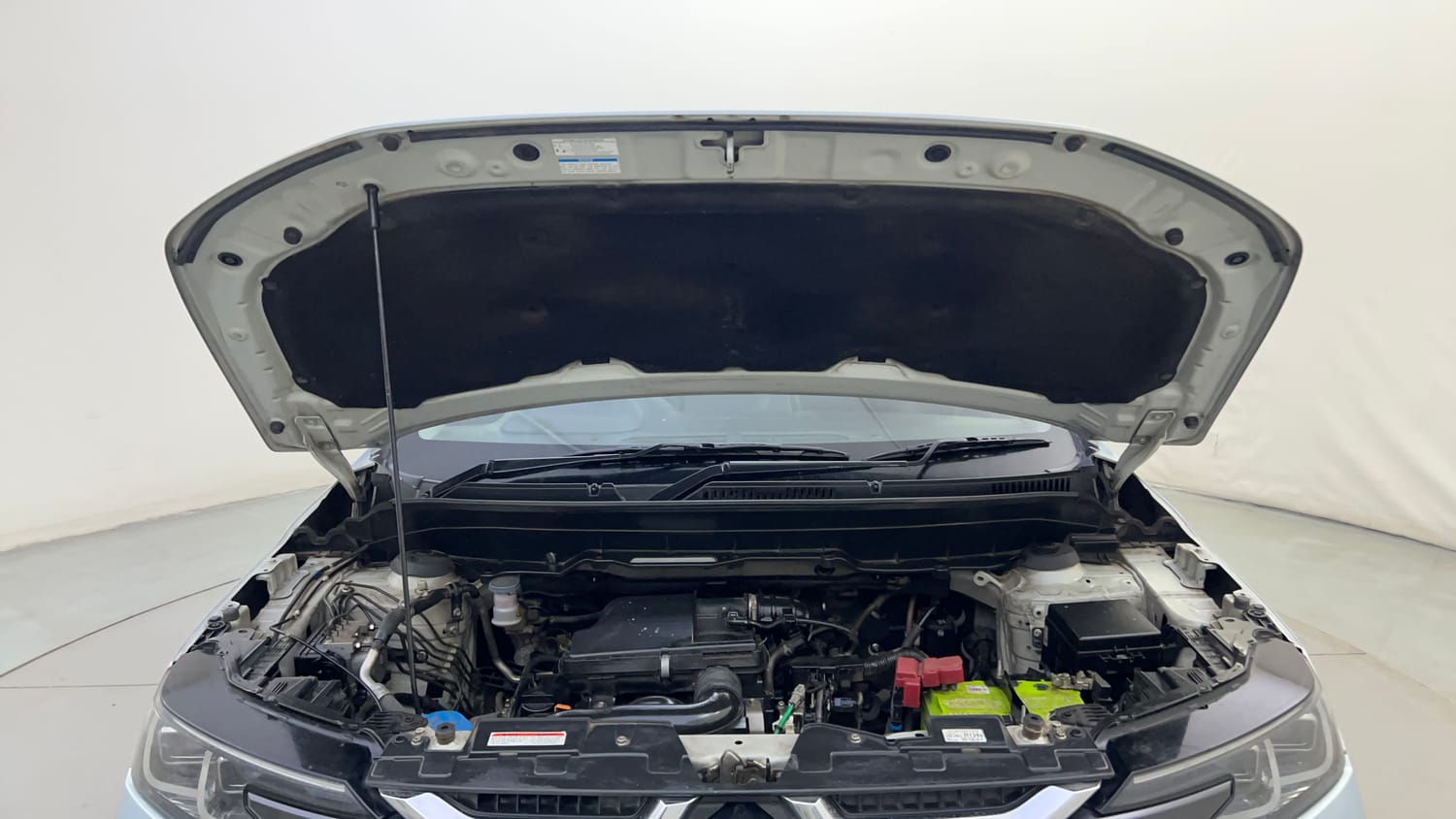Used 2022 Maruti Suzuki Brezza ZXi Plus Petrol Manual engine ENGINE & BONNET OPEN FRONT VIEW