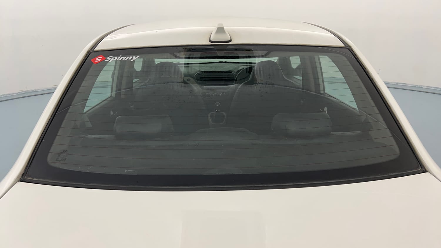 Used 2018 Hyundai Xcent SX Petrol Manual exterior BACK WINDSHIELD VIEW