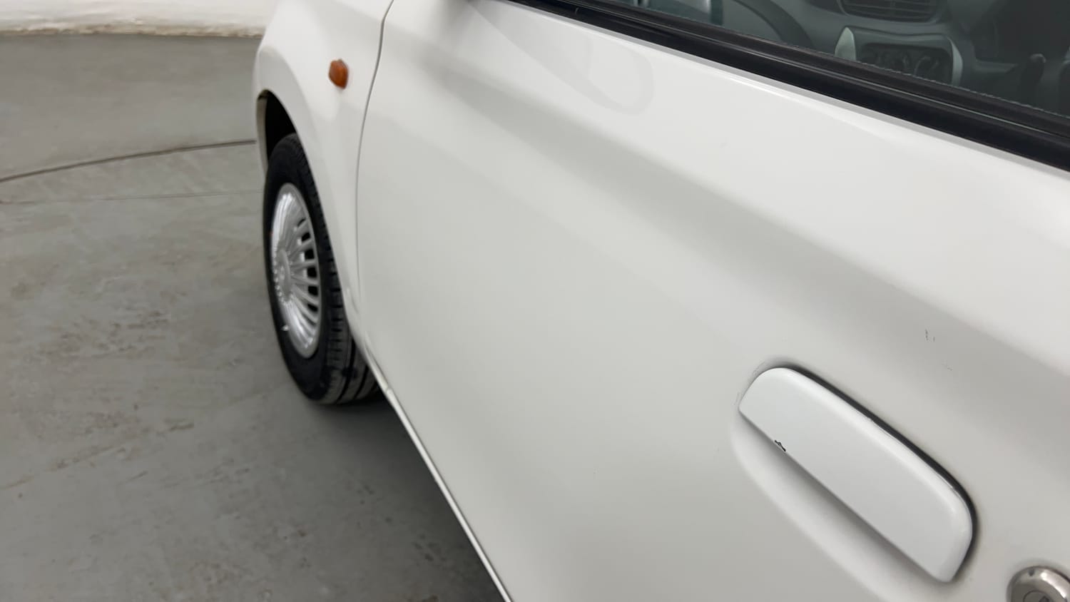 Used 2017 Maruti Suzuki Alto 800 LXi Petrol Manual dents MINOR DENT