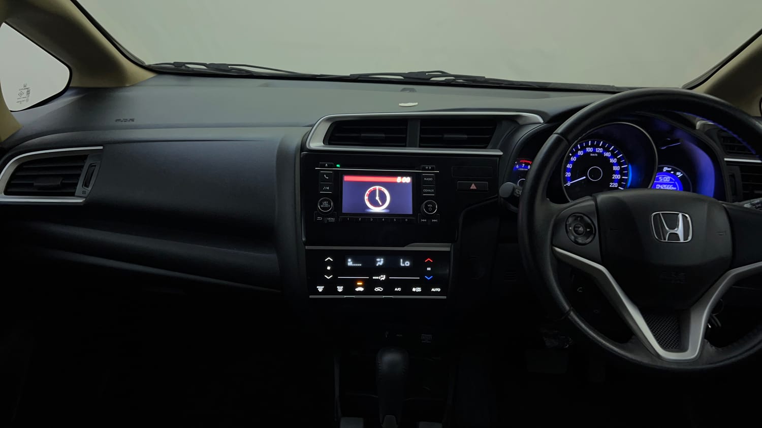 Used 2018 Honda Jazz V AT Petrol Petrol Automatic interior MUSIC SYSTEM & AC CONTROL VIEW
