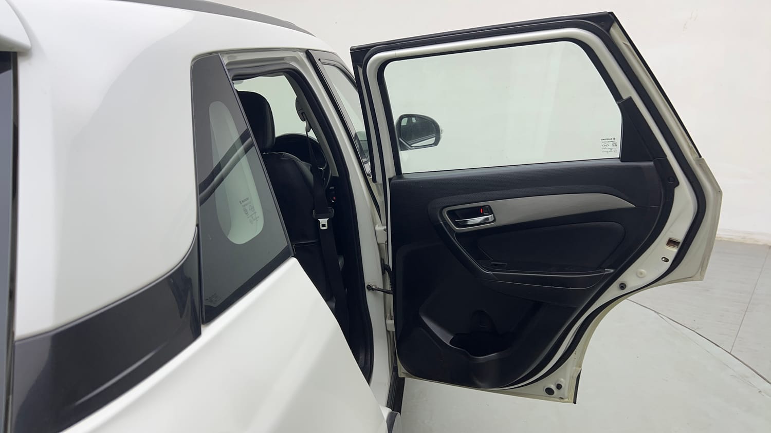 Used 2018 maruti-suzuki Vitara Brezza ZDi Plus AGS Diesel Automatic interior RIGHT REAR DOOR OPEN VIEW