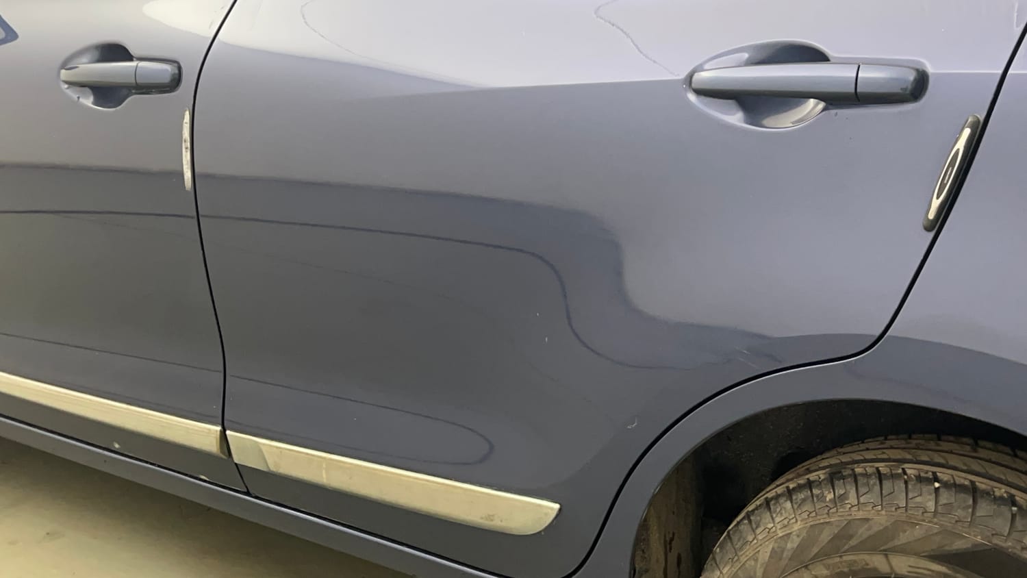 Used 2022 Maruti Suzuki Dzire VXi Petrol Manual dents MINOR DENT