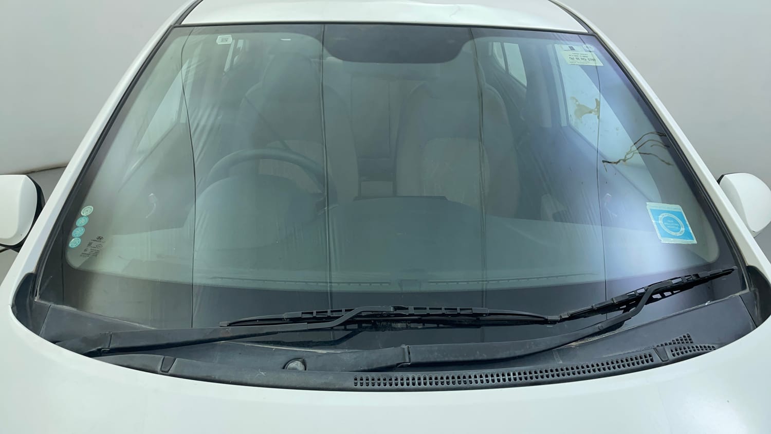 Used 2014 Hyundai Xcent S 1.2 Petrol Manual exterior FRONT WINDSHIELD VIEW