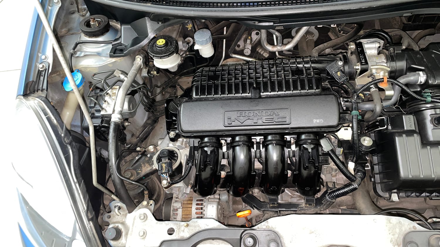 Used 2014 Honda Mobilio S Petrol Petrol Manual engine ENGINE RIGHT SIDE VIEW