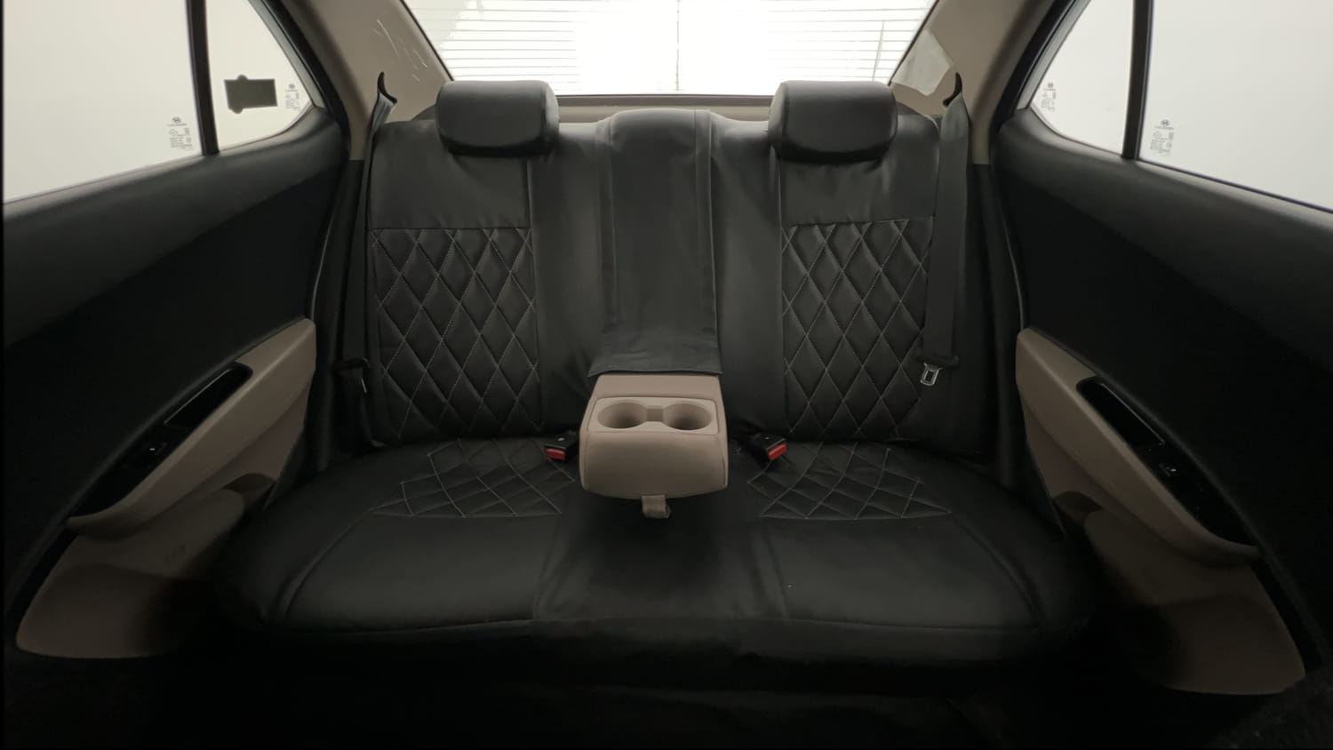 Used 2018 Hyundai Xcent SX Petrol Manual interior REAR SEAT CONDITION VIEW