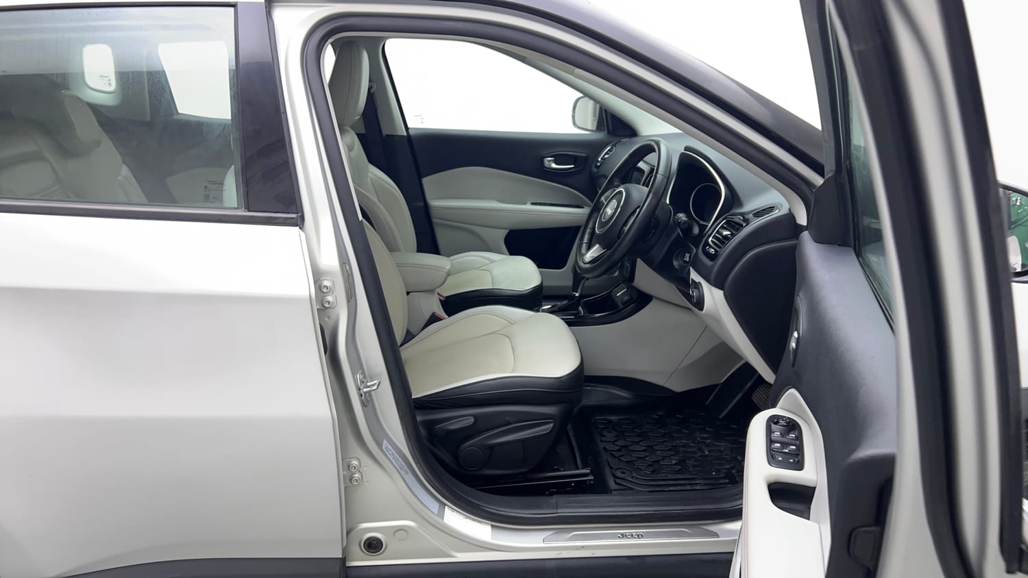 Used 2017 Jeep Compass Limited 1.4 Petrol AT Petrol Automatic interior RIGHT SIDE FRONT DOOR CABIN VIEW