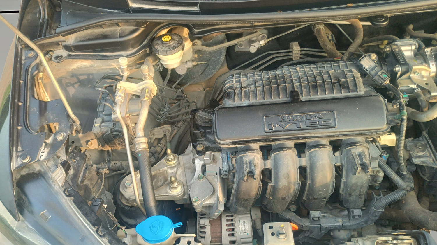Used 2017 Honda Jazz V Petrol Petrol Manual engine ENGINE RIGHT SIDE VIEW