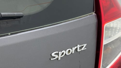 Used 2013 Hyundai i10 Sportz 1.2 Kappa2 Petrol Manual dents MINOR SCRATCH