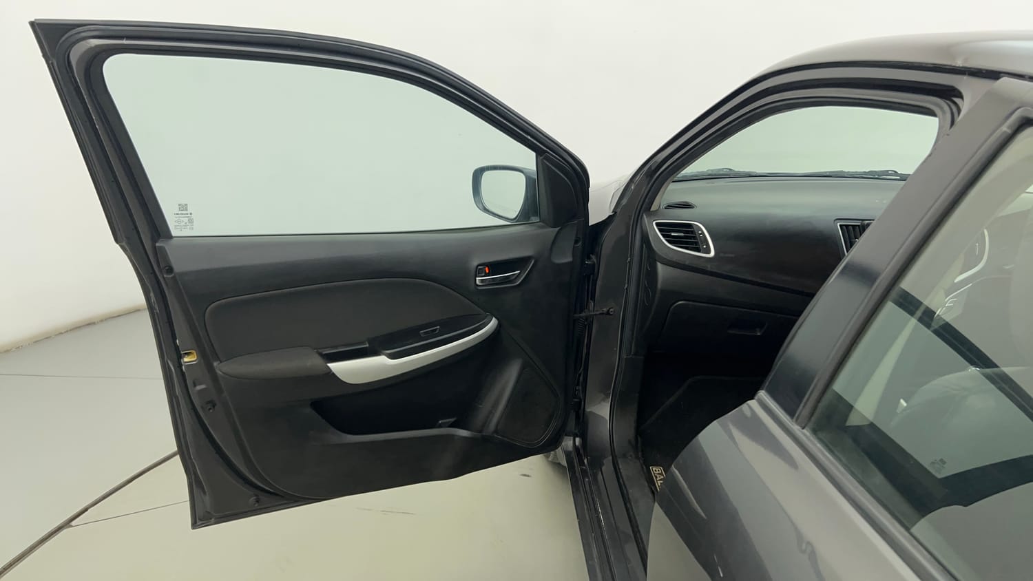 Used 2018 Maruti Suzuki Baleno Delta 1.2 Petrol Manual interior LEFT FRONT DOOR OPEN VIEW