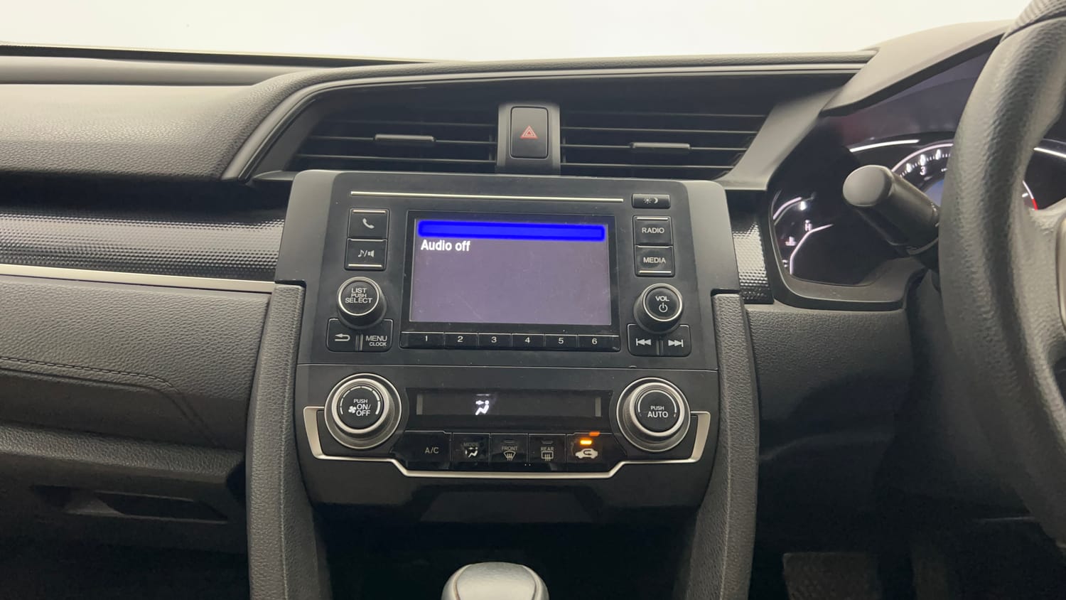 Used 2019 Honda Civic V CVT Petrol Petrol Automatic interior MUSIC SYSTEM & AC CONTROL VIEW