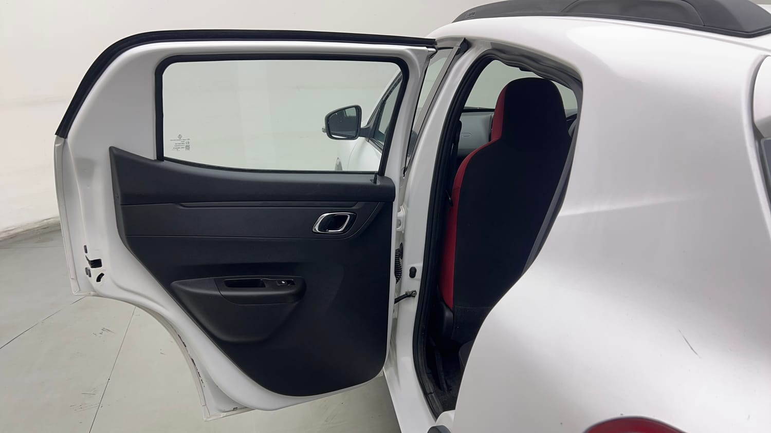 Used 2020 Renault Kwid 1.0 RXT AMT Opt Petrol Automatic interior LEFT REAR DOOR OPEN VIEW