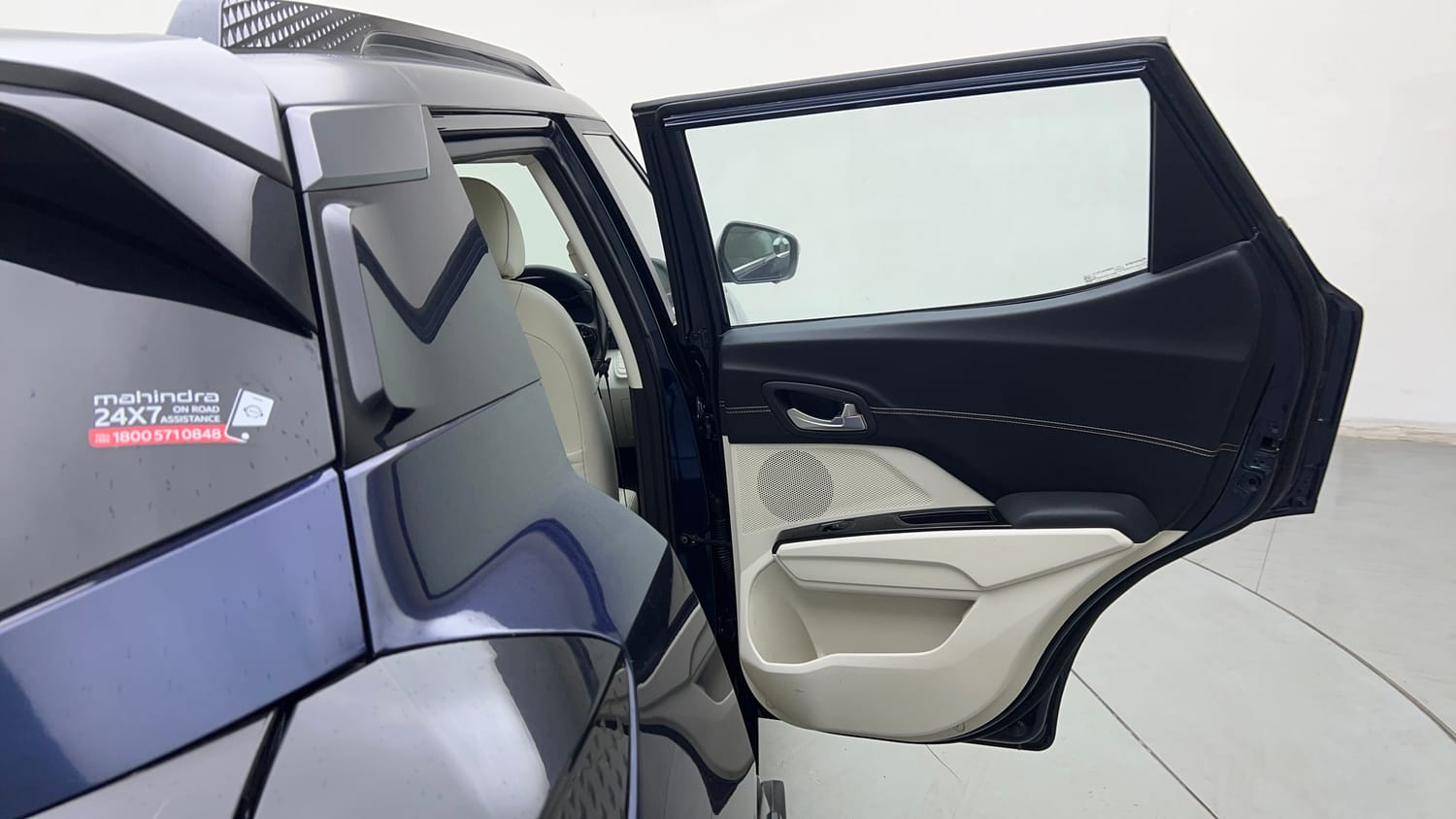 Used 2025 Mahindra XUV 3XO AX7L 1.2 Petrol AT Petrol Automatic interior RIGHT REAR DOOR OPEN VIEW
