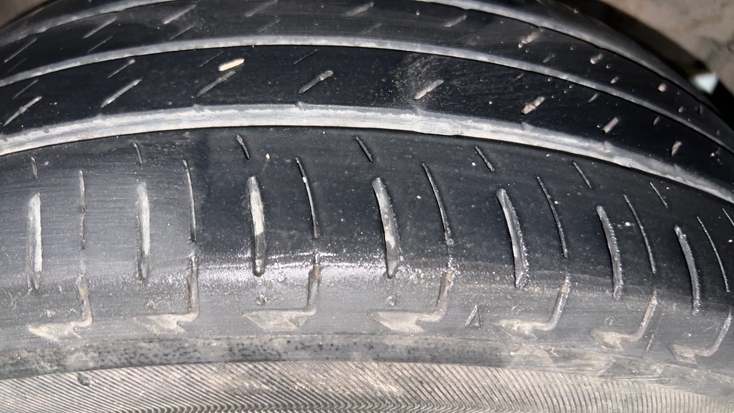 Used 2022 Honda City ZX Petrol Petrol Manual tyres LEFT REAR TYRE TREAD VIEW