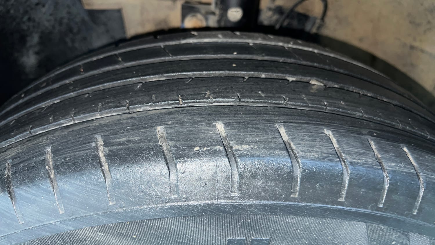 Used 2022 Hyundai Venue S Plus 1.2 Petrol Petrol Manual tyres LEFT FRONT TYRE TREAD VIEW