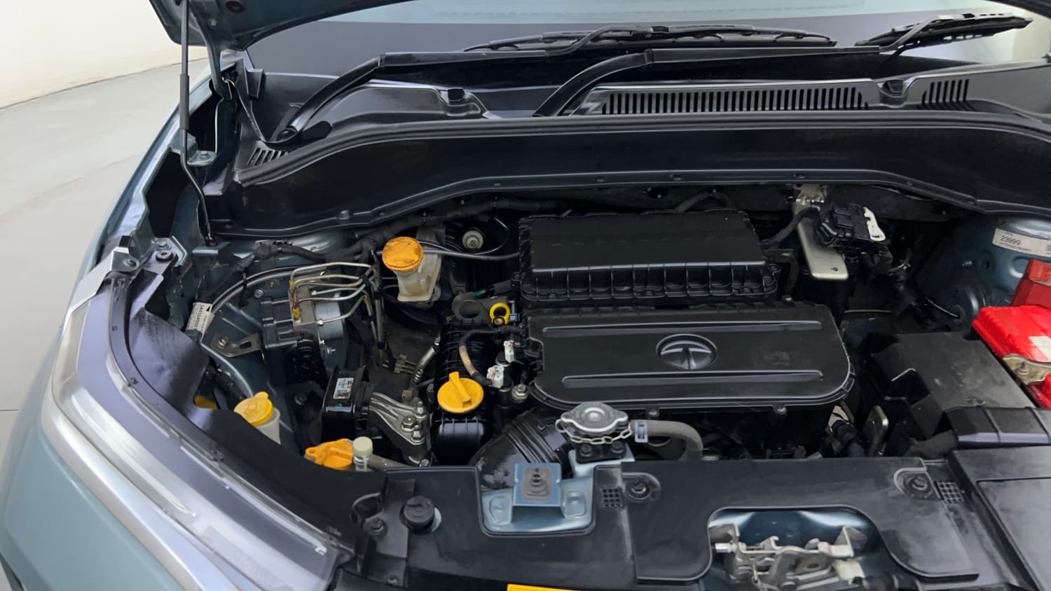 Used 2022 Tata Punch Creative MT Petrol Manual engine ENGINE RIGHT SIDE HINGE & APRON VIEW
